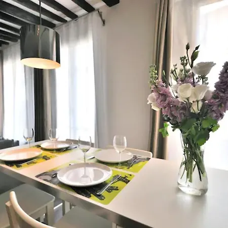 Montorgueil Beautiful *