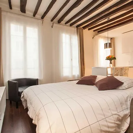 Montorgueil Beautiful * Paris